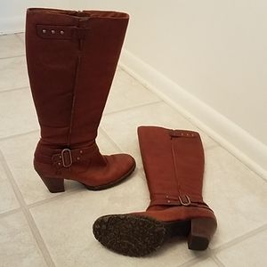 BORN Leather Boots